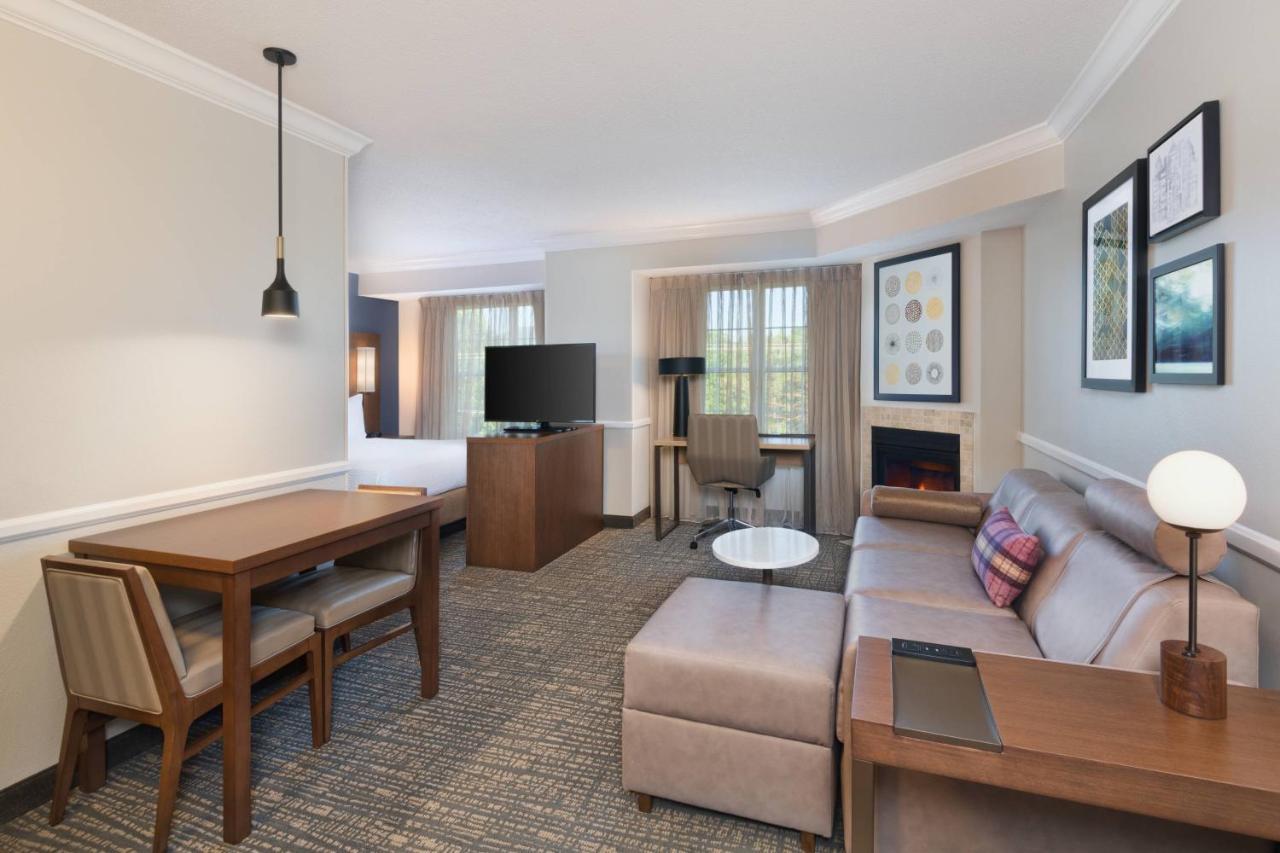 Residence Inn By Marriott State College Bagian luar foto