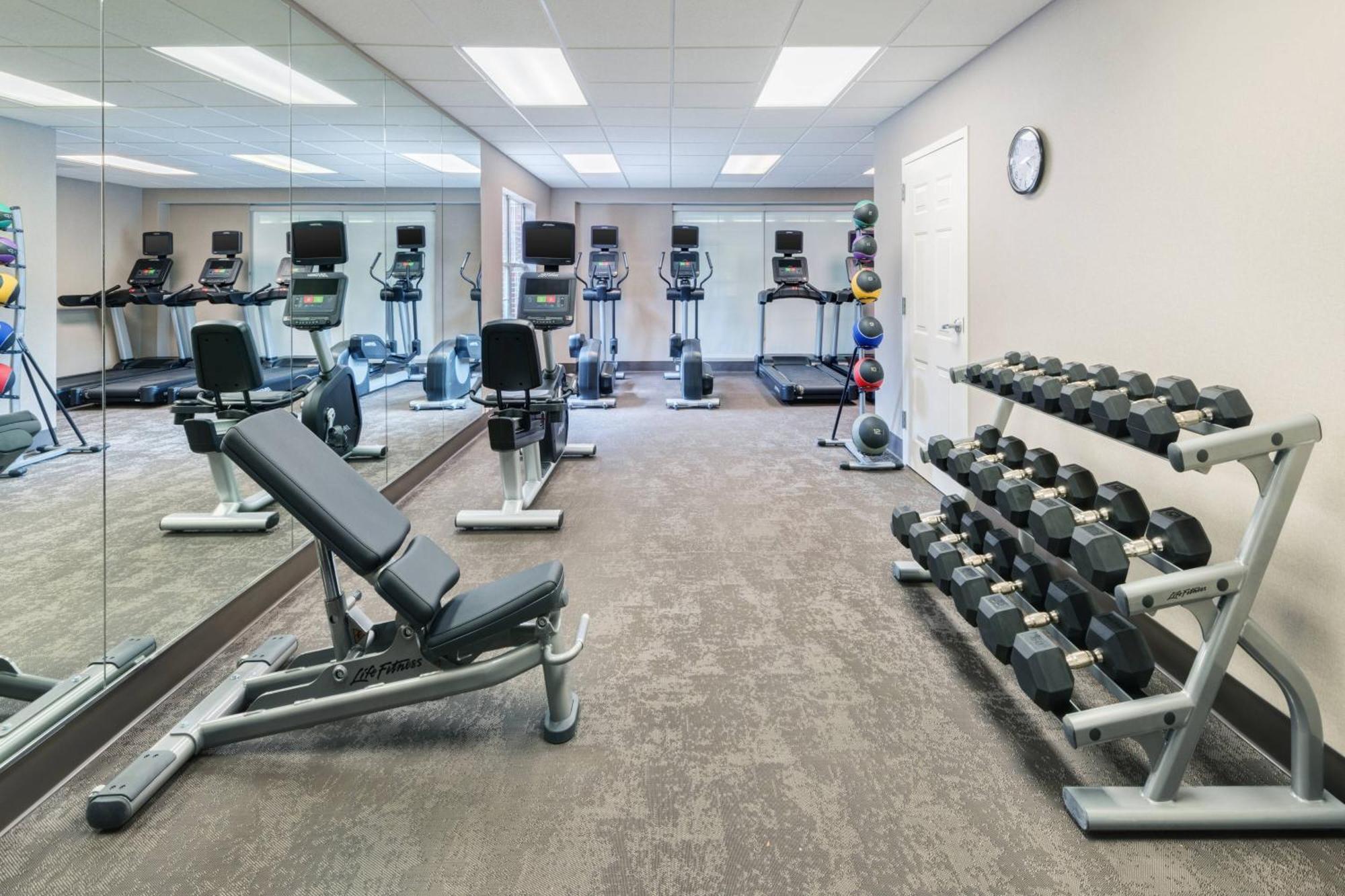 Residence Inn By Marriott State College Bagian luar foto